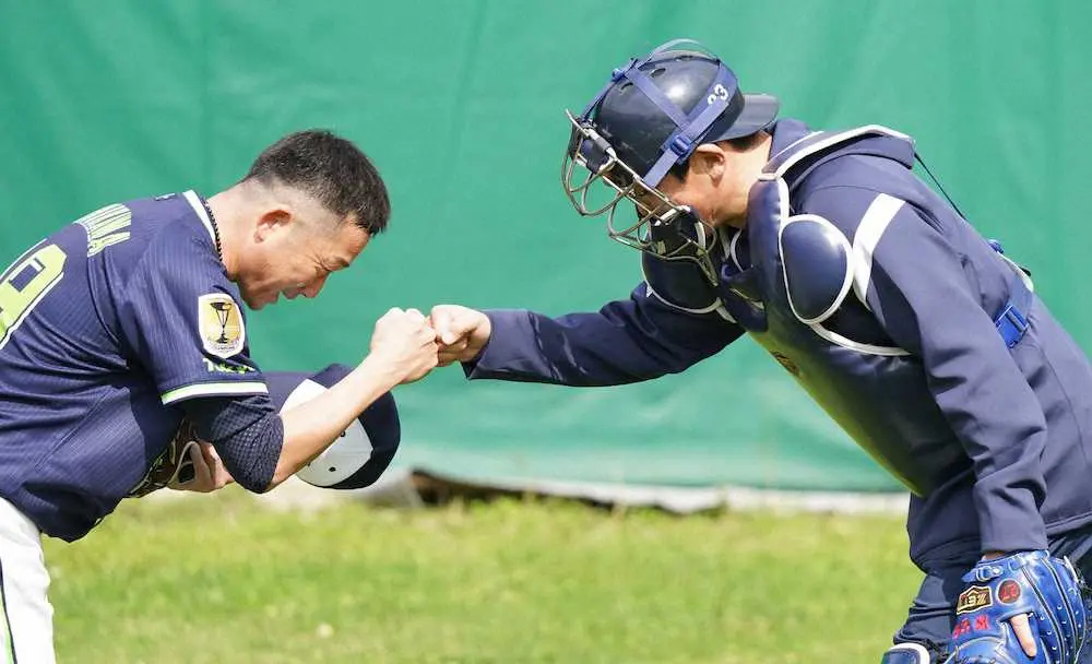 ヤクルト古田臨時コーチ合流　早速ブルペンで石川の球受け「球が衰えたとは思わない」