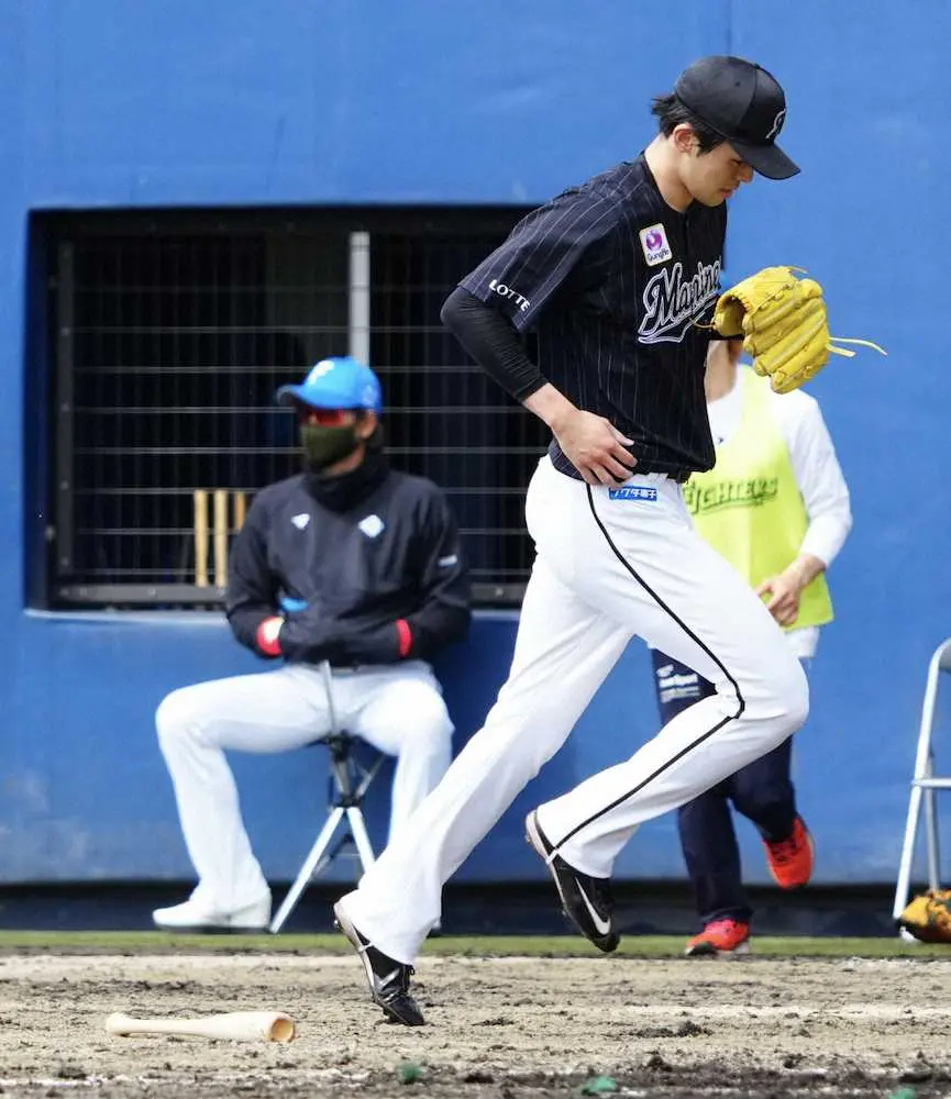 【画像・写真】ロッテ朗希　最速163キロで2回2安打無失点　ビッグボスの前で16球大台マーク！