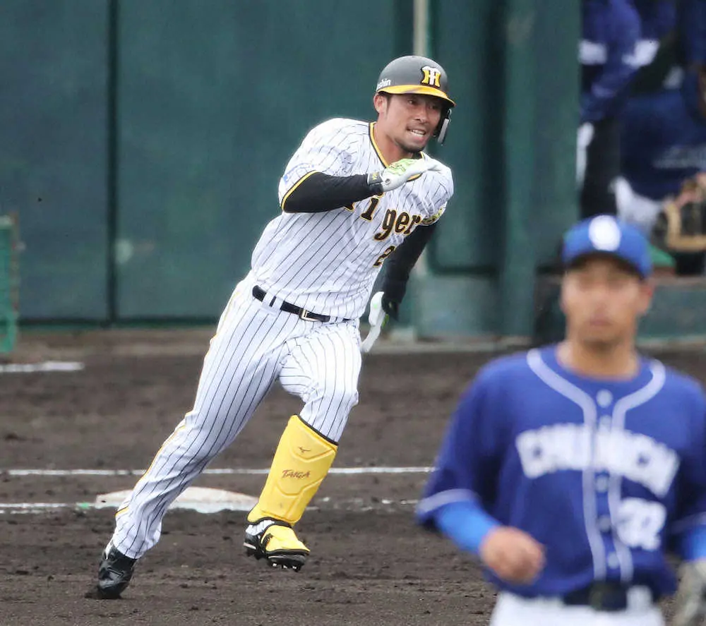 阪神・江越“サヨナラ三塁打”で猛アピール！「チャンスだったので」9回に右中間フェンス直撃の一打