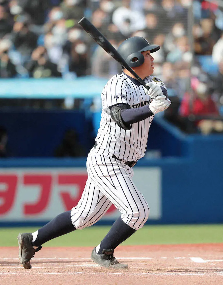 九州国際大付　噂の1年生スラッガー・佐倉はフォア・ザ・チームを強調「本塁打という意識は捨てて…」