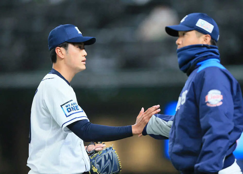 【画像・写真】西武ドラ2・佐藤、本拠地初登板　わずか5球で3者凡退