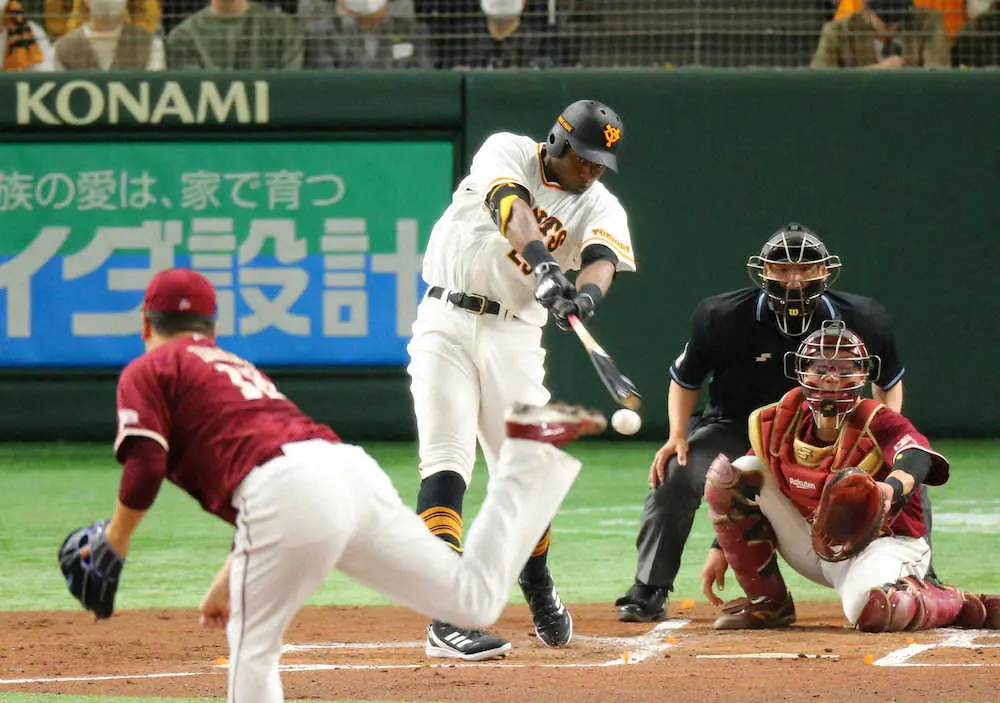 巨人の新助っ人・ポランコが来日初安打　マー君から中前打「1本目が出てホッとした」