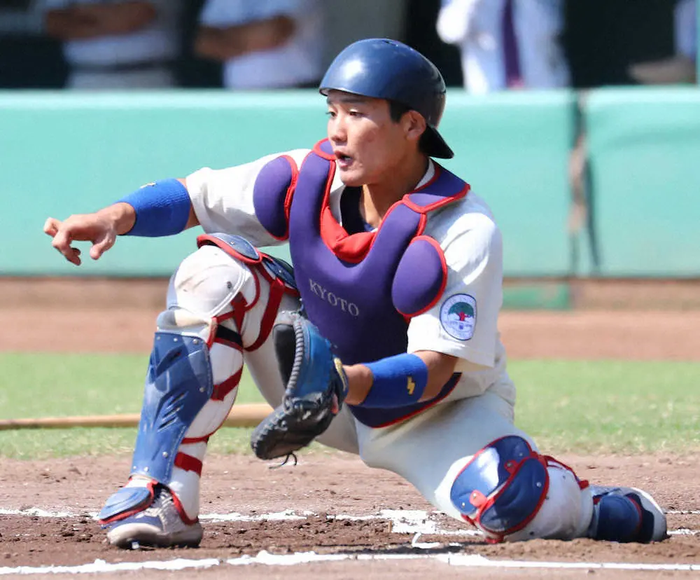 【関西学生野球のキーマン】京大・愛沢　多数のポジション経験、異色の捕手が勝利へ引っ張る