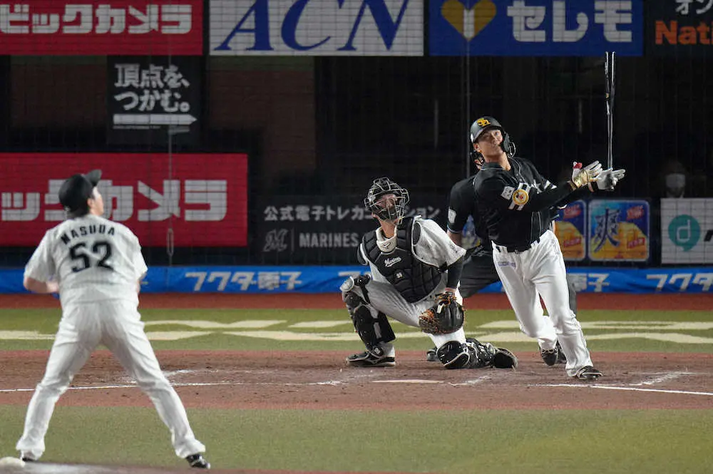 昨季阪神からトレード加入のソフトB・中谷将大が移籍1号　9回の土壇場で代打同点2ラン