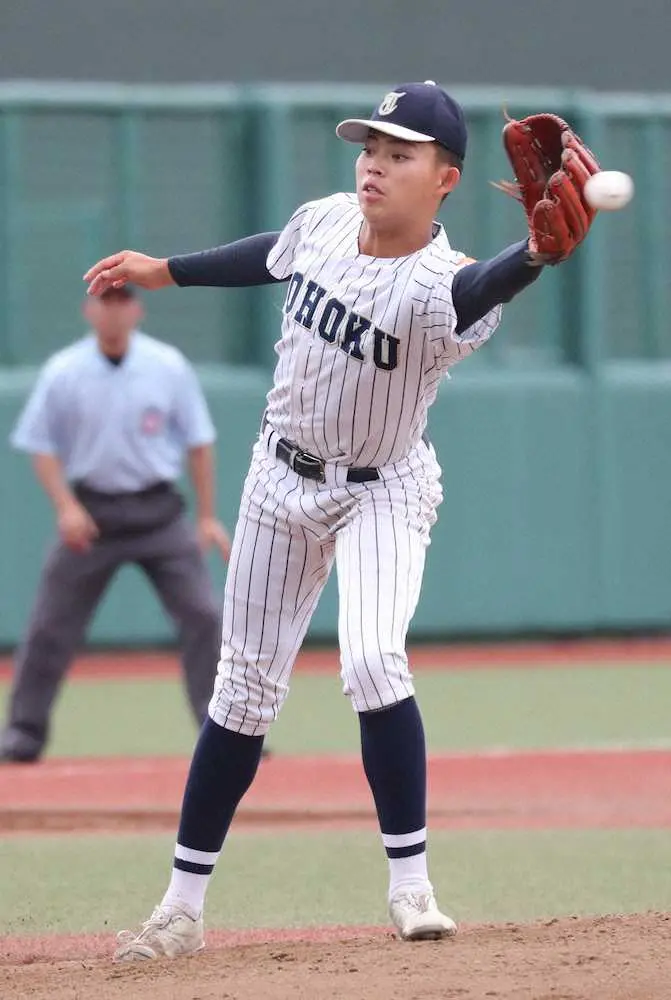 東北のプロ注目右腕・伊藤千浩は準V　夏に向けて収穫「変化球でかわす投球も大事」　