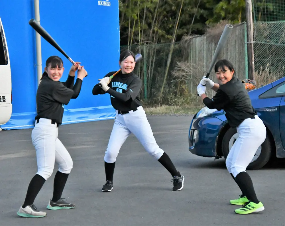 学法石川高女子硬式野球部1期生14人　夢見る夏1勝、そして甲子園へ