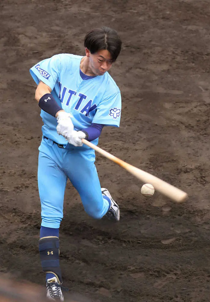 大学日本代表選考　日体大の二刀流左腕・矢沢宏太が打でアピール　スカウトが「天才」と評した選手とは