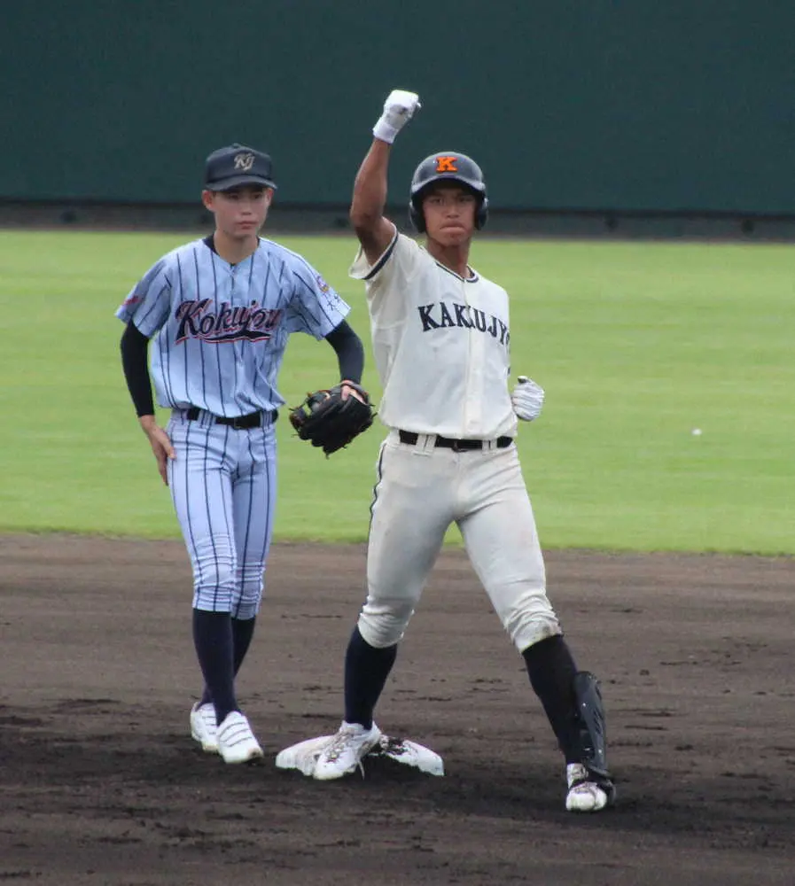 佐伯鶴城・古川雄、先制呼ぶ二塁打　ソフトBスカウト絶賛「馬力あり足が速い。素晴らしい素材」