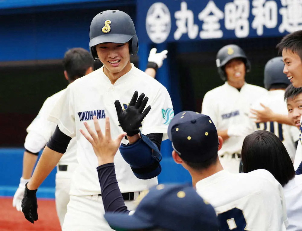 横浜栄、15安打13点コールド　指揮官もびっくり「こんなに打ったのは初めて」