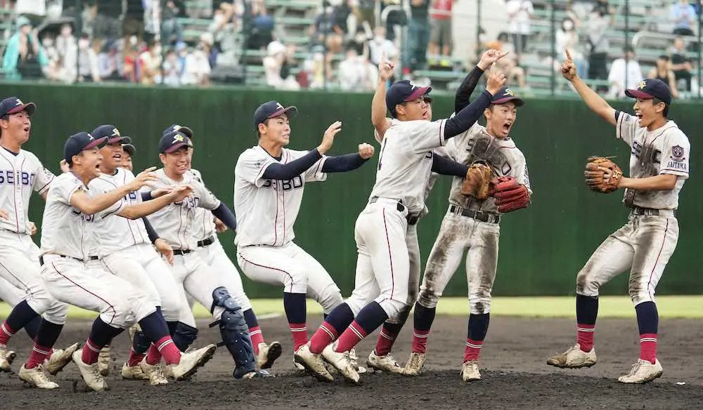 【高校野球】聖望学園が13年ぶり4度目の埼玉制覇　選抜4強の浦和学院との接戦を制す