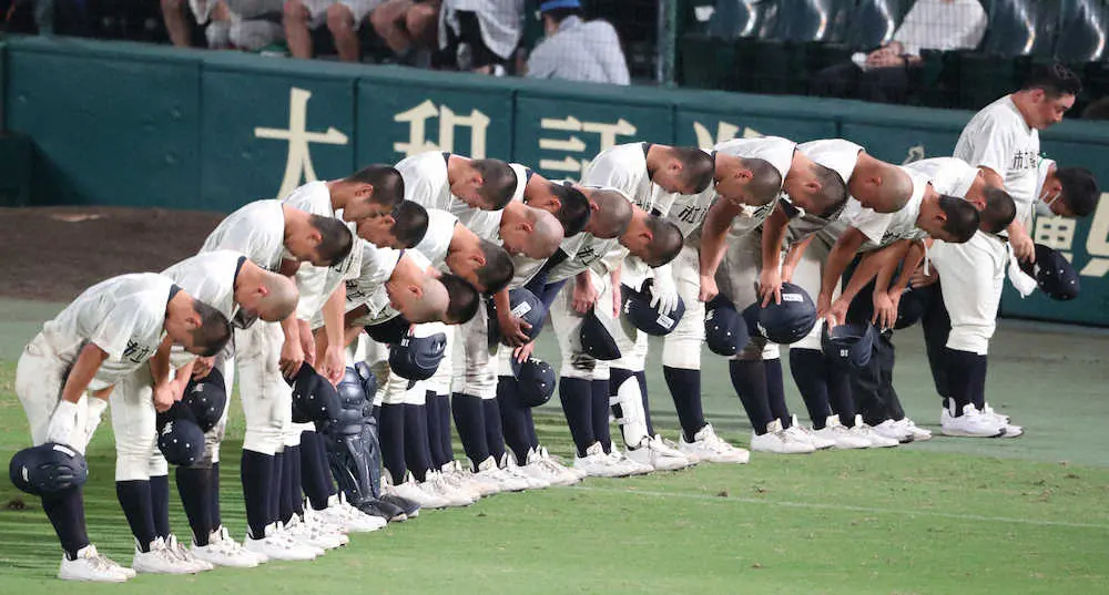 【画像・写真】【甲子園】市船橋は9回執念も敦賀気比に逆転負け“市船ソウル”“森本ツインズ”ともに甲子園を去る