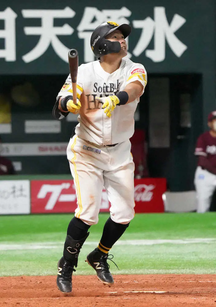 ソフトB・中村晃　復帰2軍戦で1本塁打含む2安打2打点　藤本監督「復帰は早い」早期昇格を視野