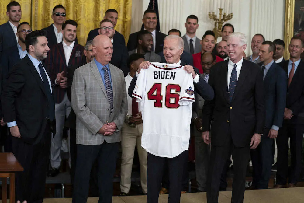 ブレーブスがホワイトハウス訪問　バイデン大統領、昨季優勝を称賛