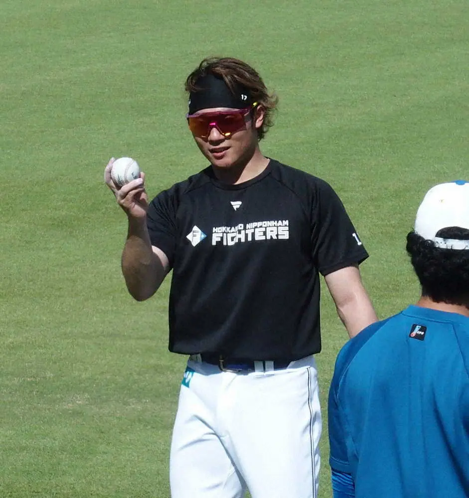 日本ハム・大海、MLB公式球は「ちょっと大きい」　米国産だと「追いロジンできない」