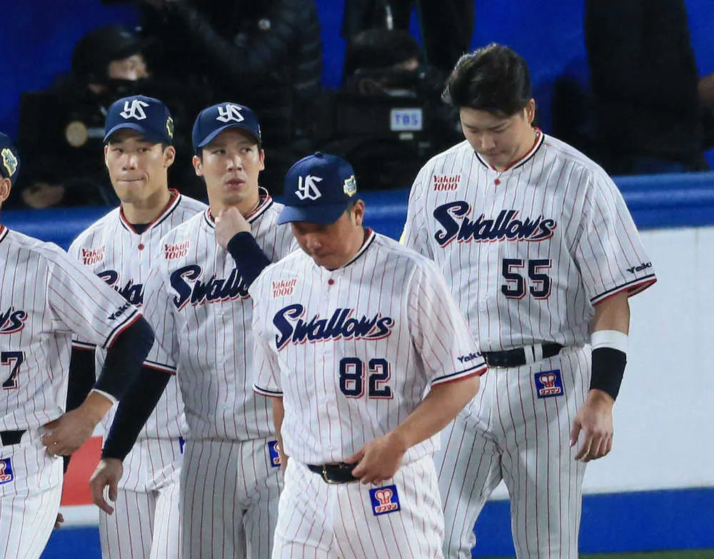 【画像・写真】ヤクルト村上宗隆「期待に応えられなかった」　今シリーズの悔しさ胸にさらなる飛躍誓う「更に努力」