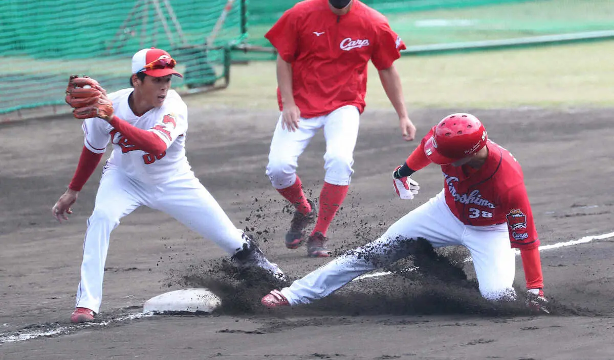 二盗!三盗!　広島・宇草、新井監督に足でアピール「打つこと、走ることで生き残るしかない」　