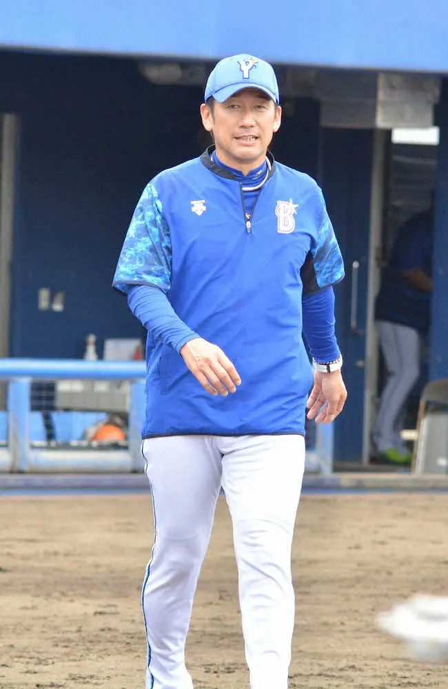 DeNA・三浦監督　中日から加入の京田に「波乱」期待　同期・佐野主将「サポート」約束