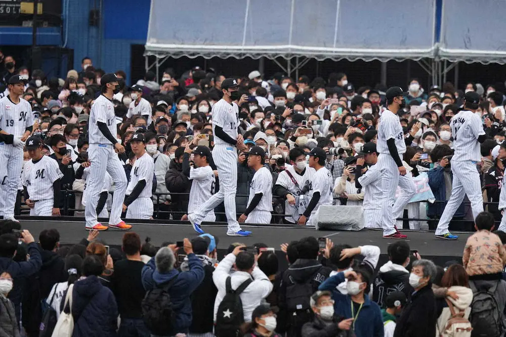 ロッテ・佐々木朗希　千葉県知事賞授与式で「来季は優勝して千葉をもり上げたい」