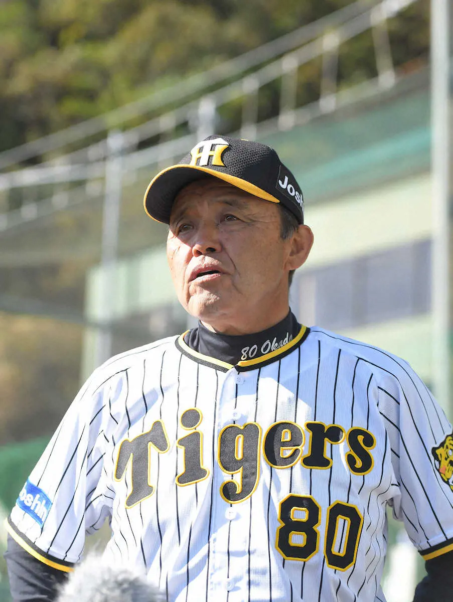 秋季キャンプを打ち上げた阪神・岡田監督　「選手全員がMVP」来季への手応え強調