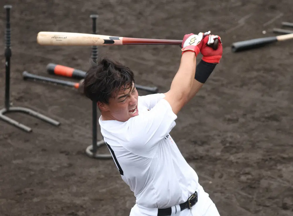 巨人・菊田が契約更改　勝負の4年目へ「いつまでたっても2軍にいちゃいけない」