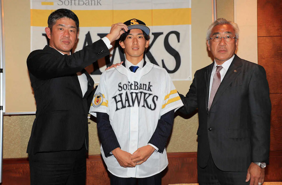 ソフトBのドラ2大津が入団合意　高校でサッカー日本代表・冨安と同学年の右腕「日の丸を背負える選手に」