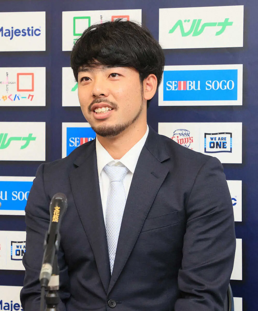 西武の「本田圭佑」が「本田圭佑」に感銘　サッカーW杯“本田さん解説”に「勉強になる。面白い」」