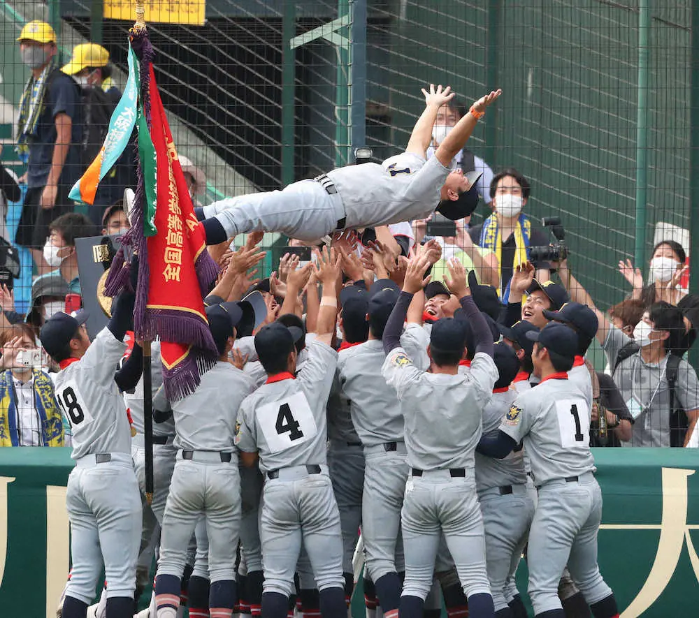 仙台育英・須江監督「優勝した時と同じように多くの人から連絡が」