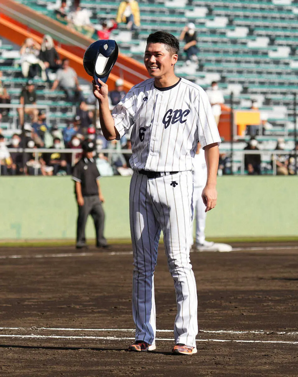 名球会オールスター戦　現役は巨人坂本、西武栗山が出場　坂本は憧れの西武松井監督と対戦「楽しかった」　