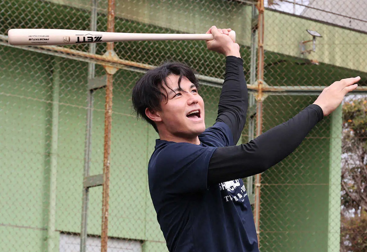 阪神・栄枝“岩崎イズム”で3年目の飛躍誓う　合同自主トレで球場ごどに変わる配球学んだ