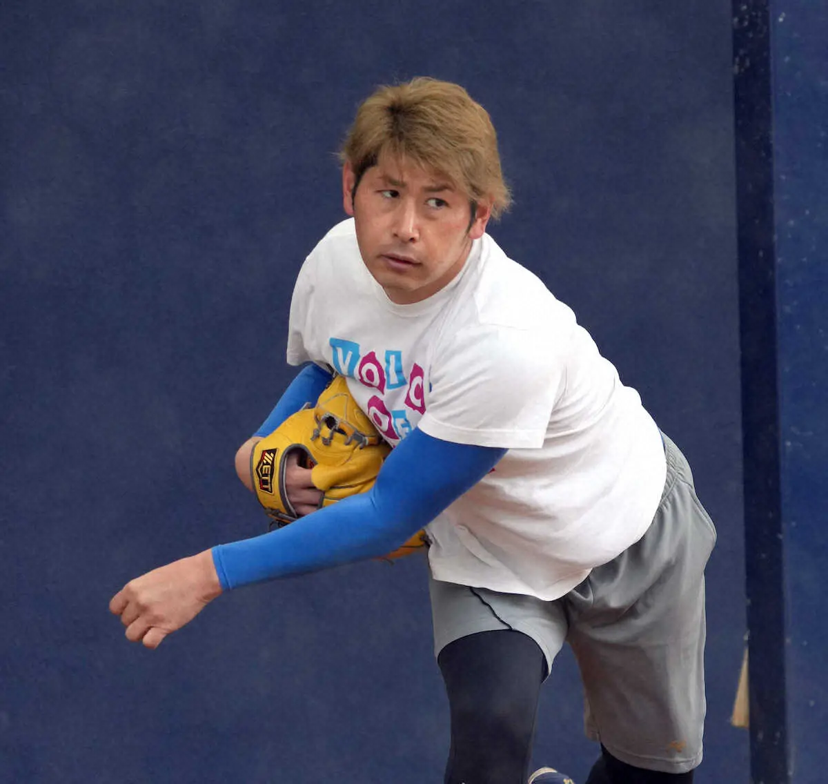 日本ハム・加藤貴　新球ツーシーム習得へ　沖縄自主トレ初ブルペンで投球練習“おかわり”