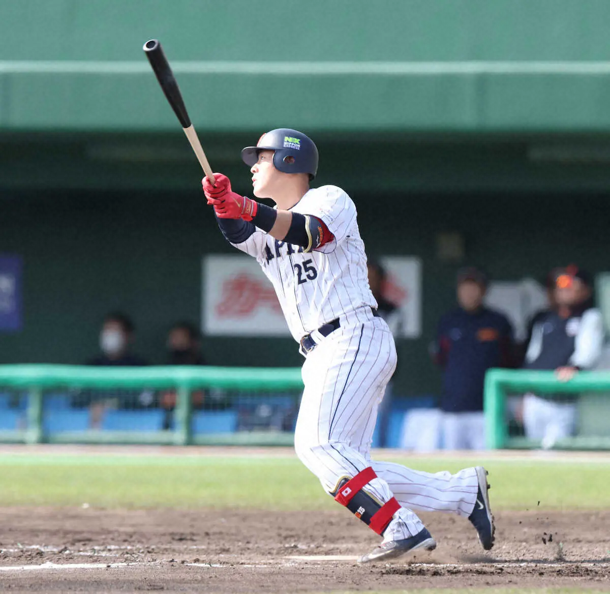 【侍ジャパン】岡本　チーム初の先制適時二塁打！4回イッキ4点　「7番・一塁」で先発