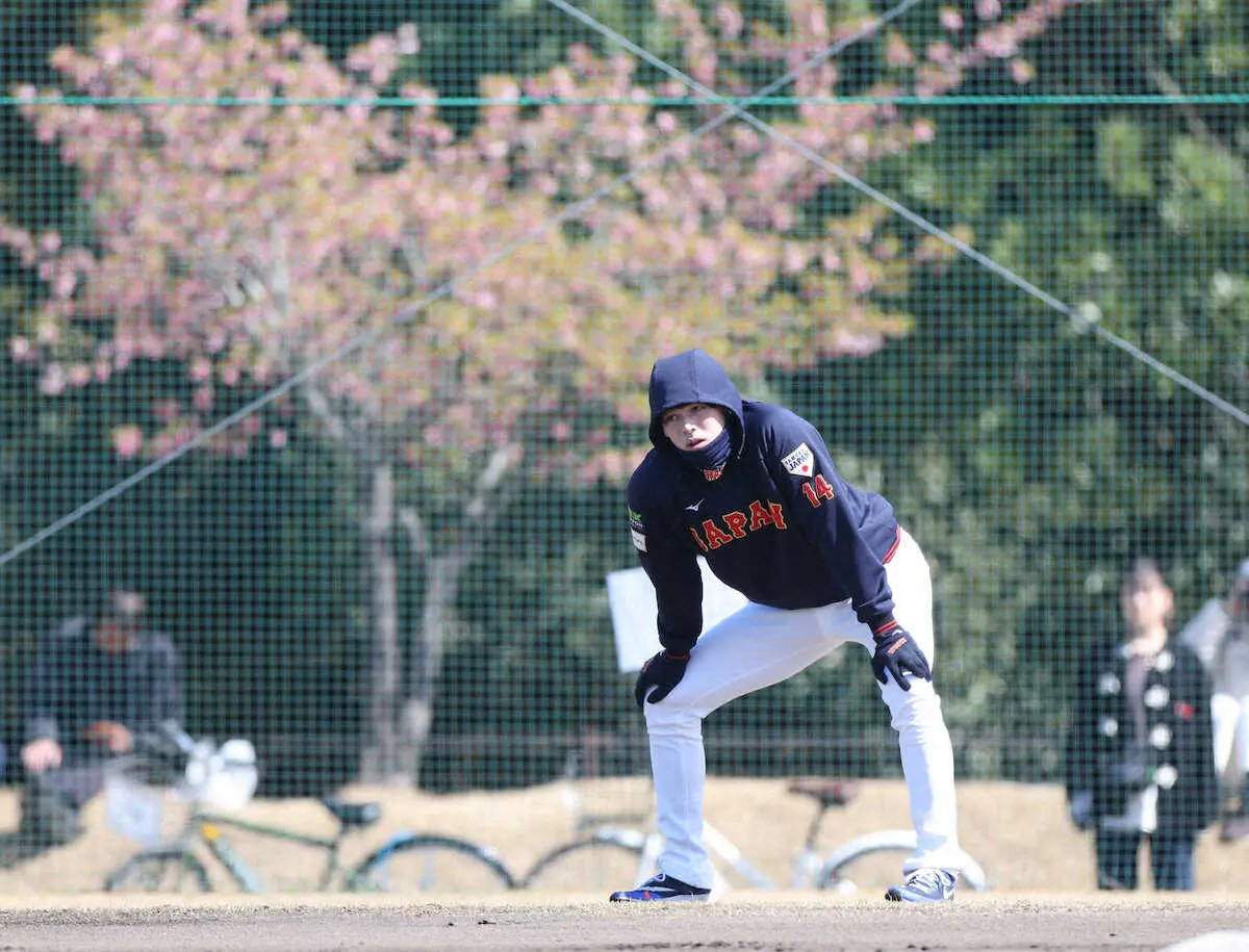 【侍ジャパン】やっぱり投手陣の中心は「宇田川さん」佐々木朗希「試合で抑えた後、口数が増えた」