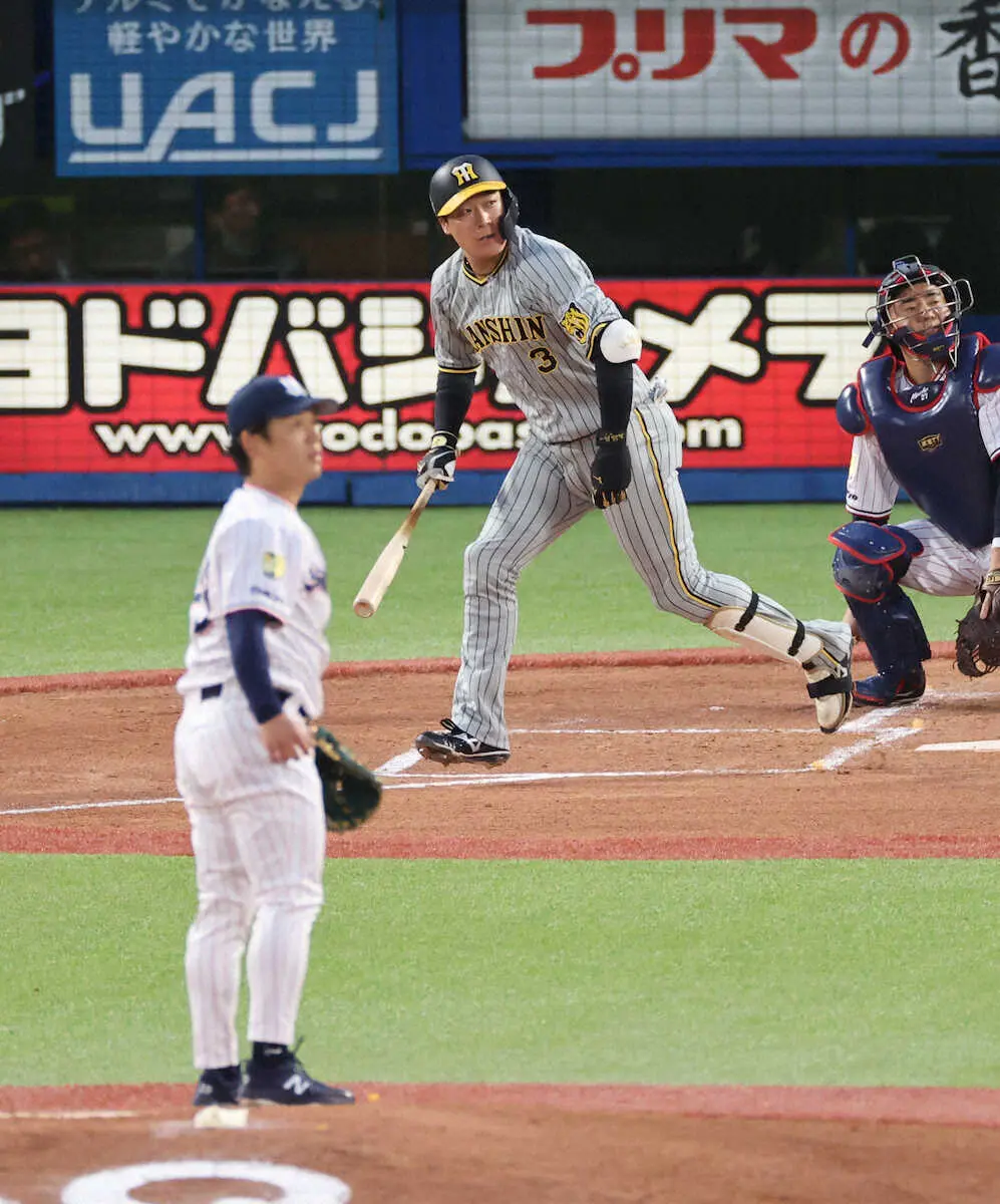 阪神・大山が“数ミリ”に泣いて本塁打が単打に…岡田監督も身を乗り出して苦笑い