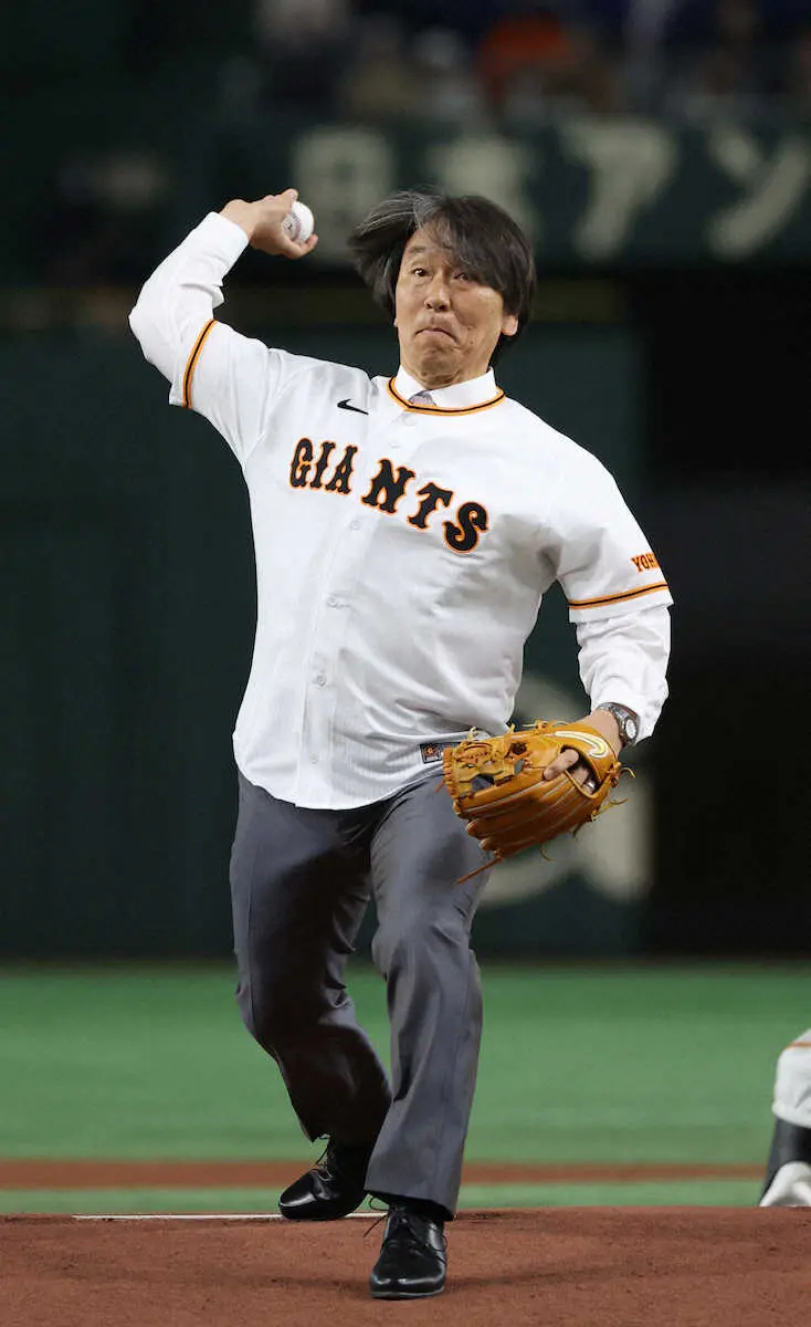 松井秀喜氏　東京Dに「55」が帰ってきた！始球式でど真ん中ストライク投球「歓声は快感」