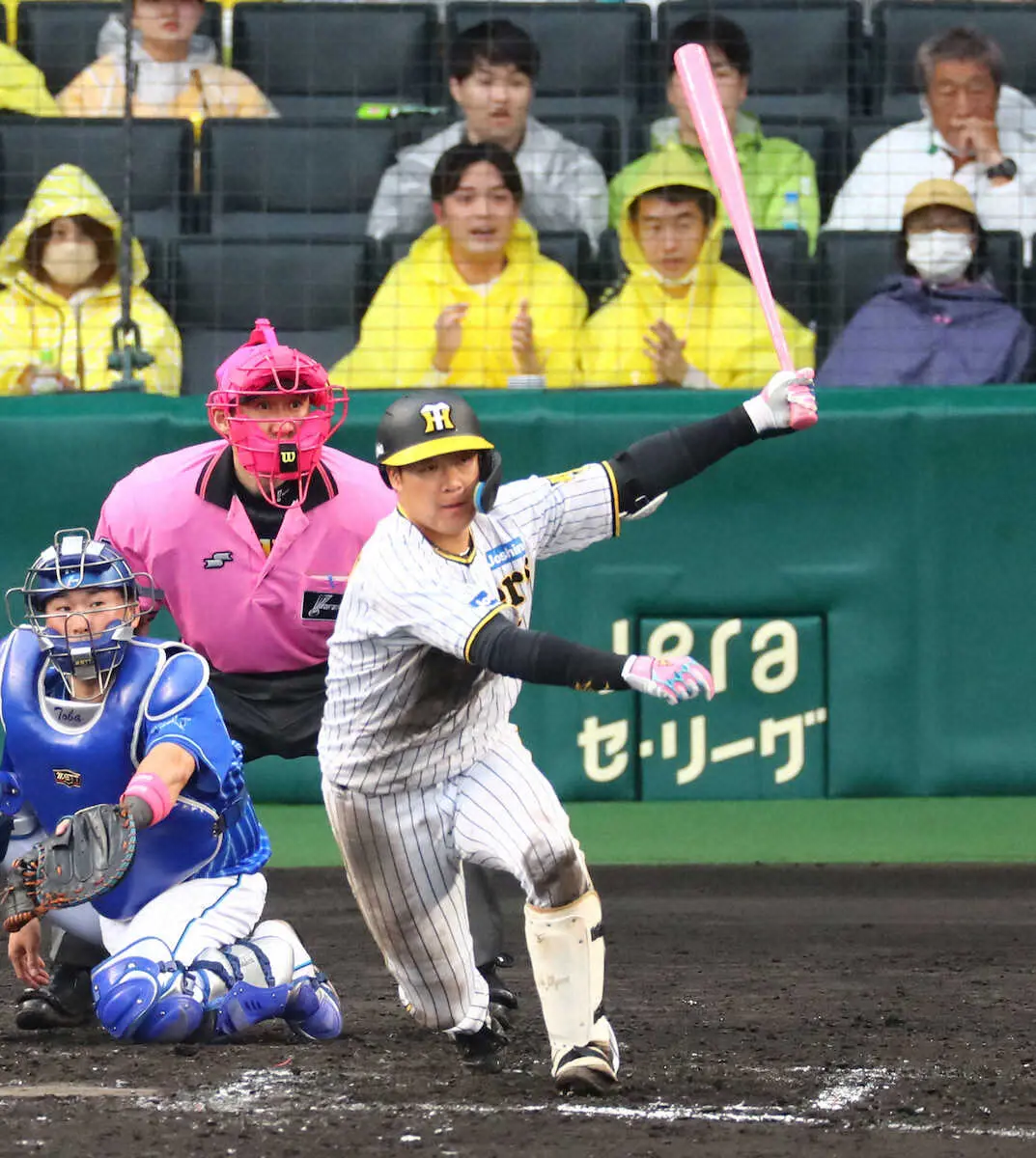 満塁機打率10割、阪神の主砲が怖すぎる…　勝負強い今季の虎、チーム全体でも・472