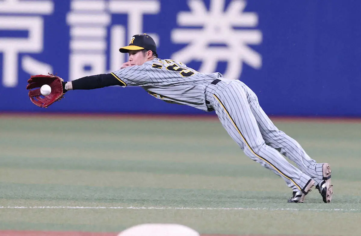 「中野！えぐっっ！」　阪神・中野のスーパーダイビングキャッチにSNSで虎党「今年はGG取るよ～！」