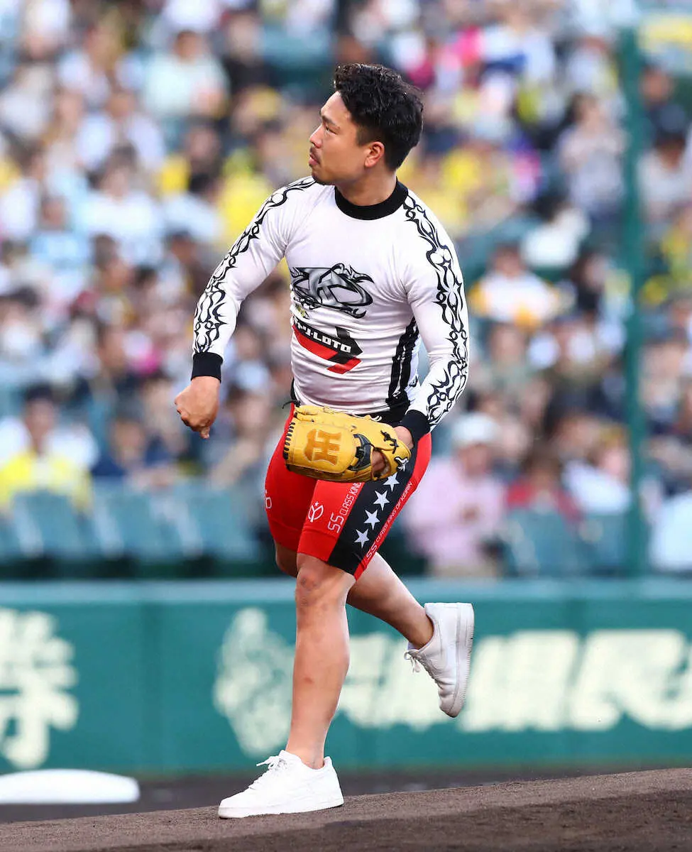古性優作が阪神戦で始球式ストライク投球　13日からの「GI高松宮記念杯競輪」をPR