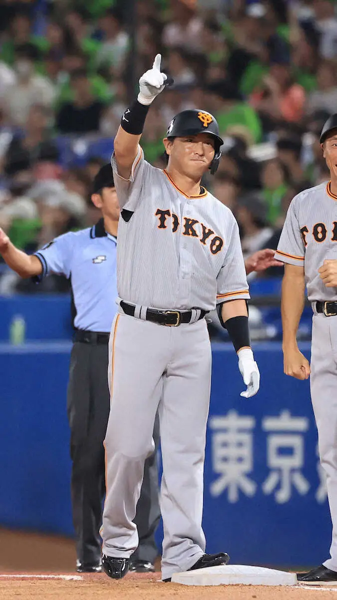 巨人　初回6失点も3回で同点！　丸の押し出し四球で1点差、代打・長野の適時打で同点に