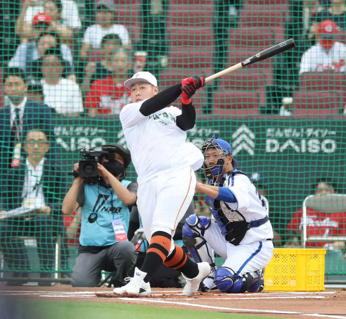 【球宴本塁打競争】巨人・岡本和真が優勝「本当に最高です」第1戦で2本も第2戦以降は本来の力発揮