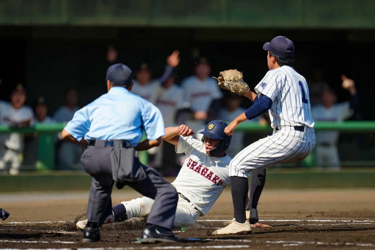 浦和学院　エース・伊藤が肩の不調で降板も月山がカバー