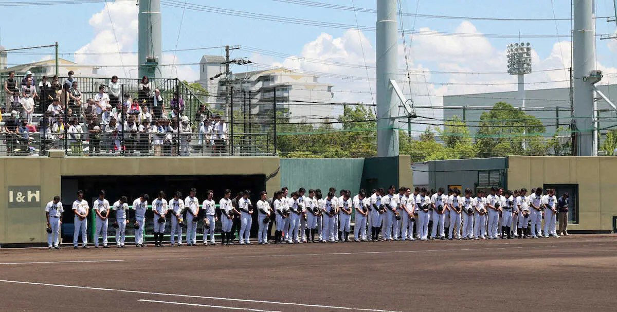 阪神2軍、横田さんの追悼試合を前に両軍黙祷　和田2軍監督「いろんなものチームに残してくれた」