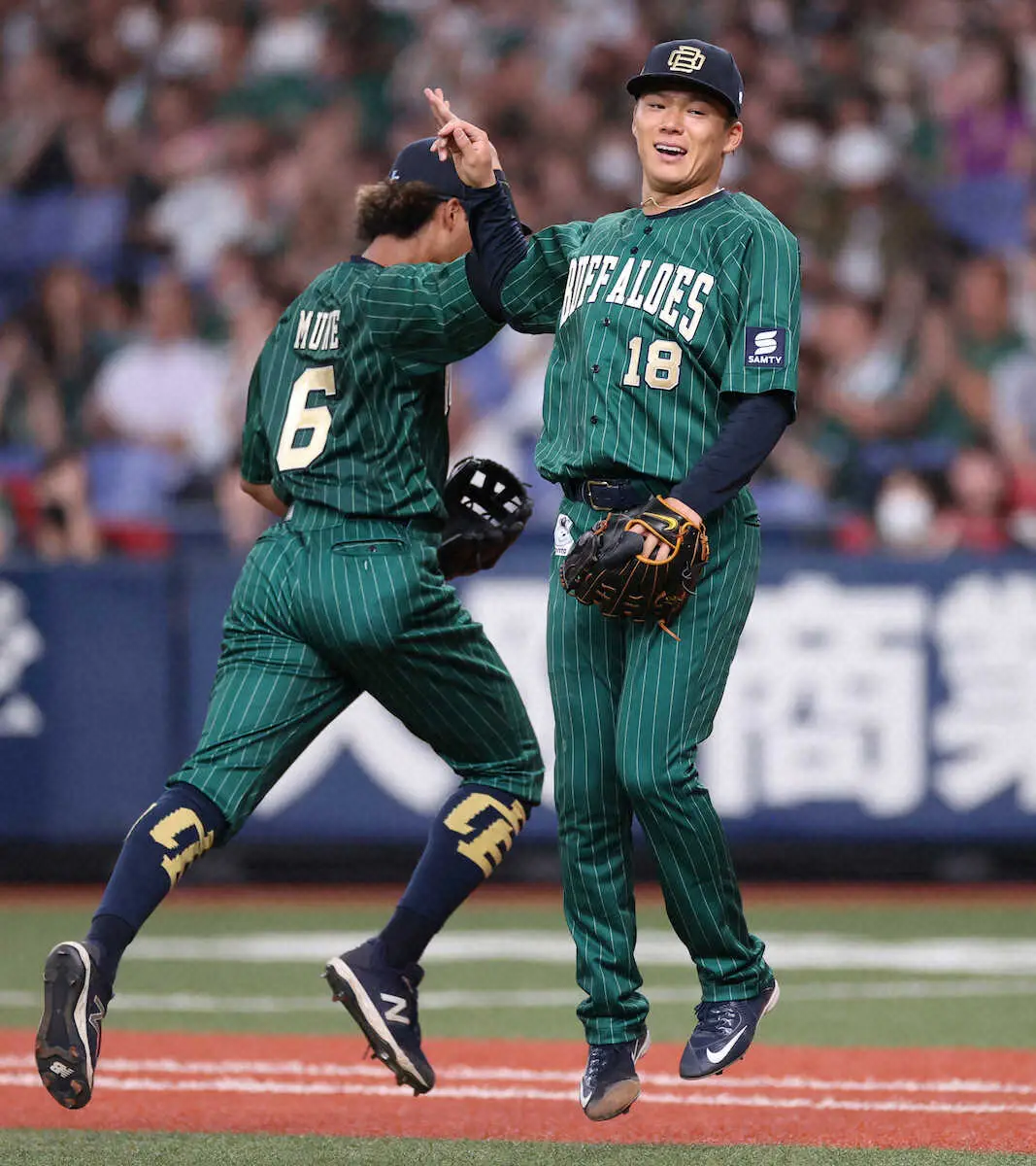 オリ・由伸　今年も夏の陣は無双気配！お気に入り緑ユニで最速10勝目「着てみると凄くカッコ良く見えた」
