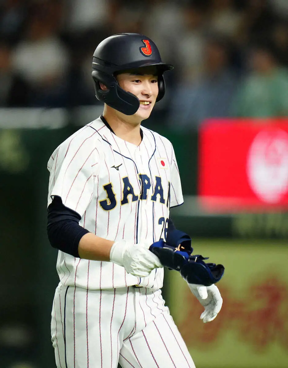 U18日本　“美白王子”こと丸田が2安打1打点でけん引　不調脱し慶応流に喜び表現