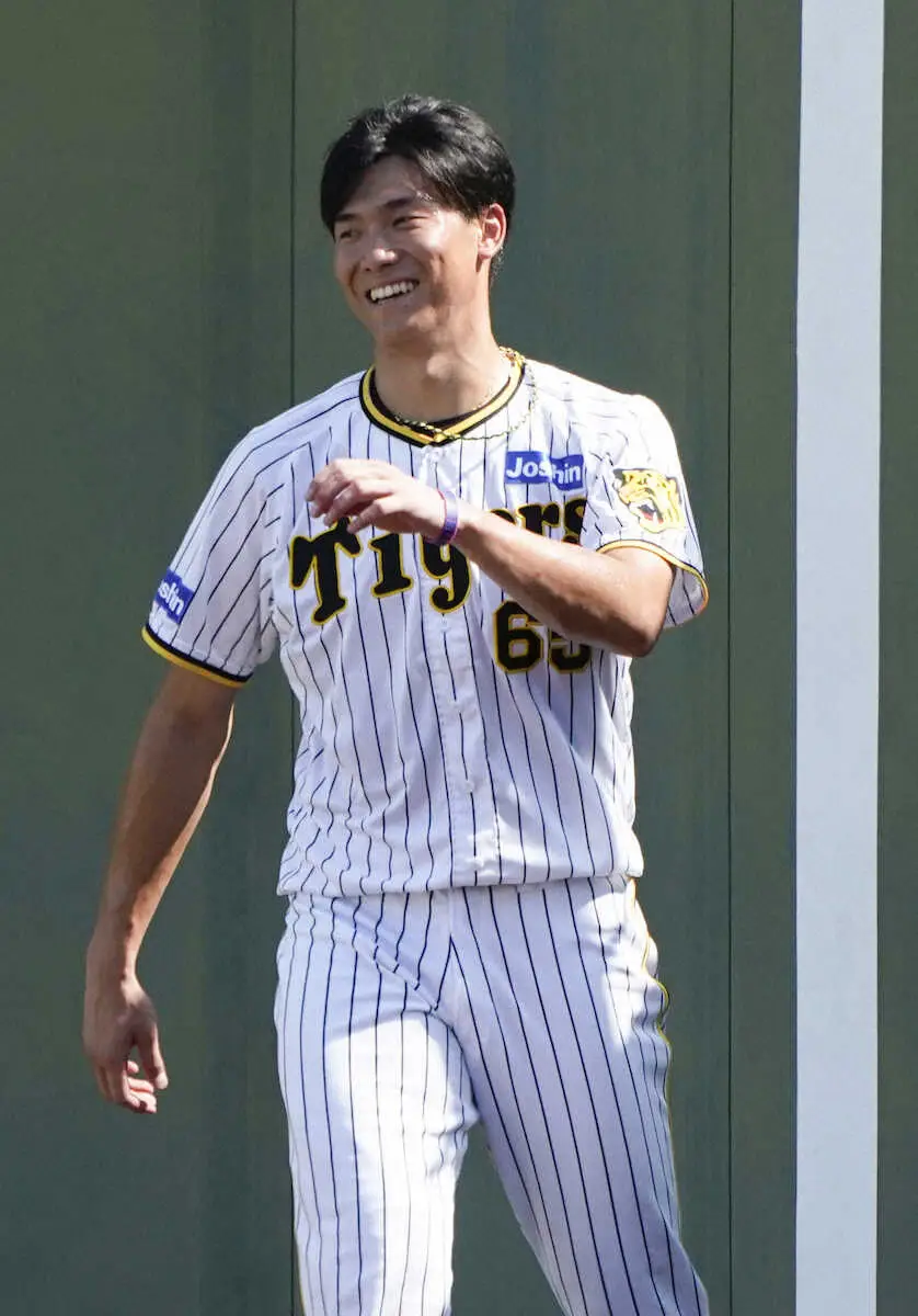 阪神・湯浅がCSへ意欲　リーグ優勝で「力になりたいという思いが一層強くなった」　負傷後初ブルペン