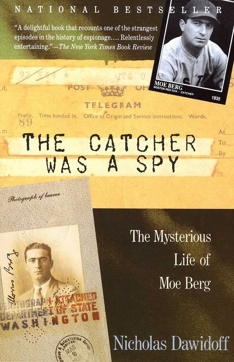 モー・バーグを描いた『THE　CATCHER　WAS　A　SPY』表紙