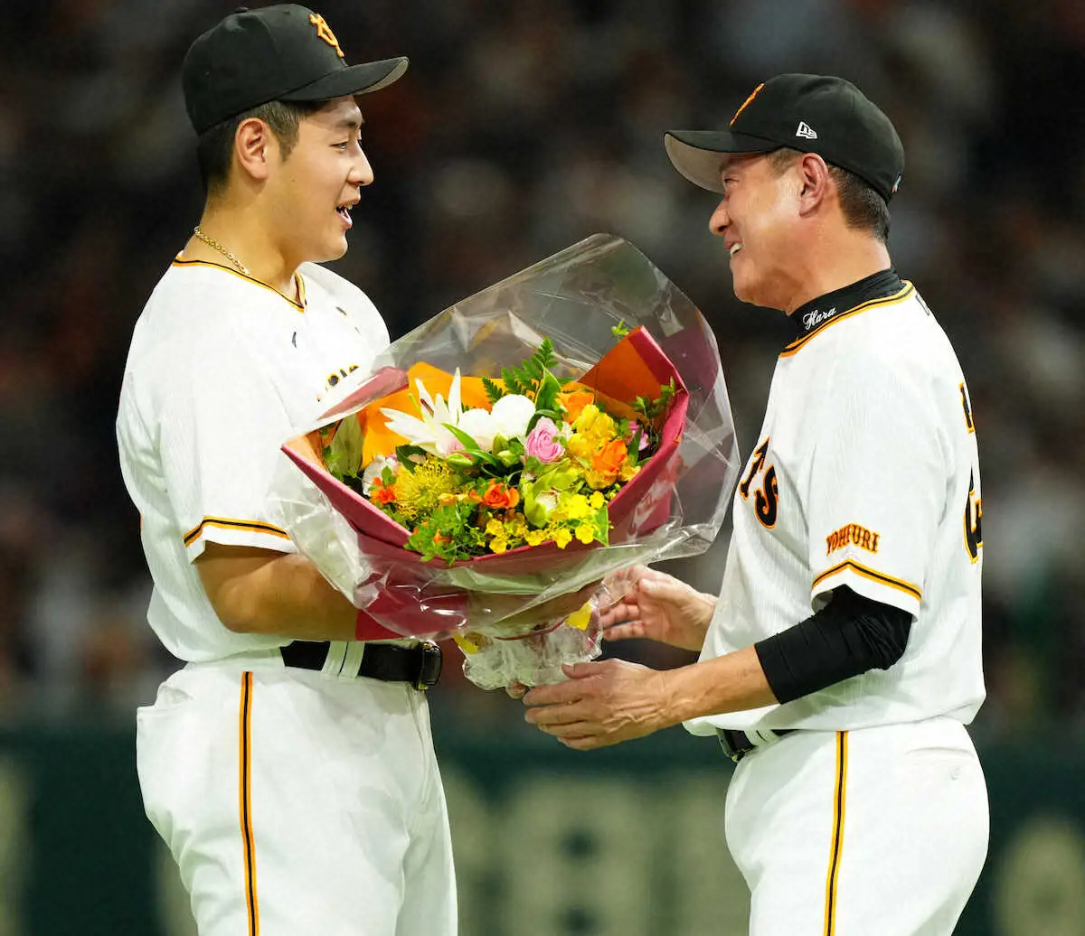巨人・岡本「原監督の野球で成長させてもらった」　辞任表明の原監督に感謝
