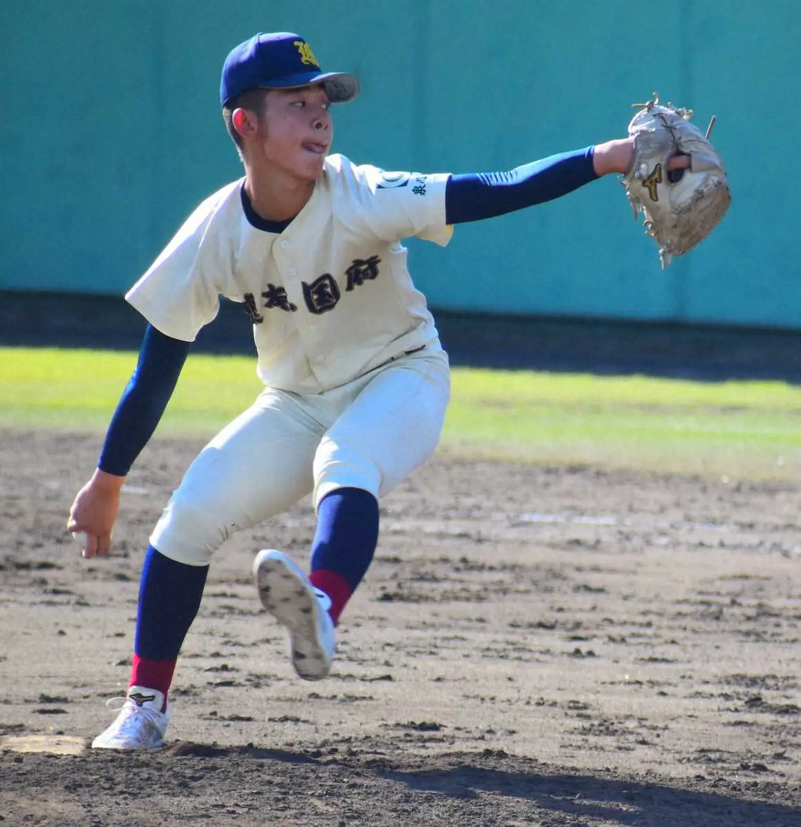 熊本国府は初めての聖地へ一歩前進　エース坂井「全員の思いを背負い」7回1失点の粘投