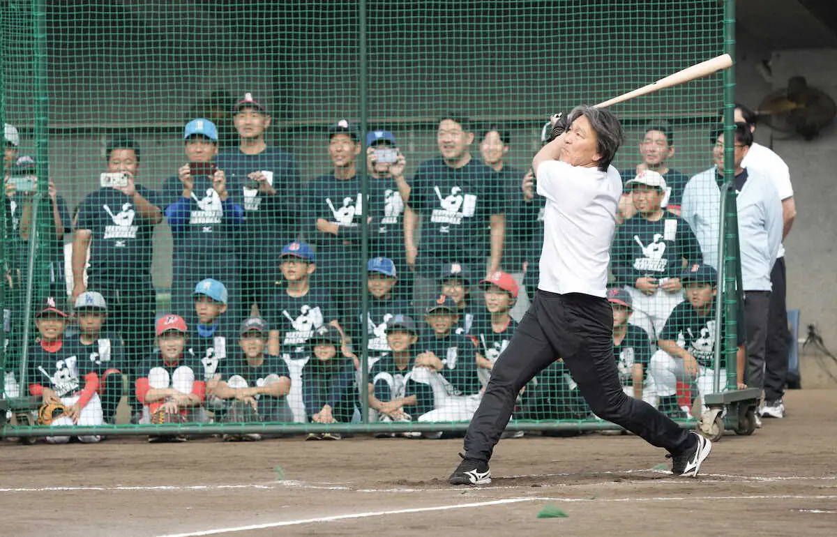 松井秀喜氏　野球教室で“本塁打”ゼロに「これも記念日」　侍・井端監督にエールも