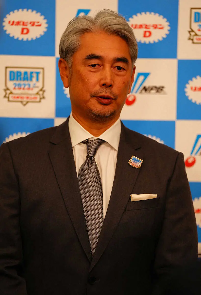 ロッテが24年コーチ陣容を発表　小坂誠コーチは守備コーディネーターに配置転換