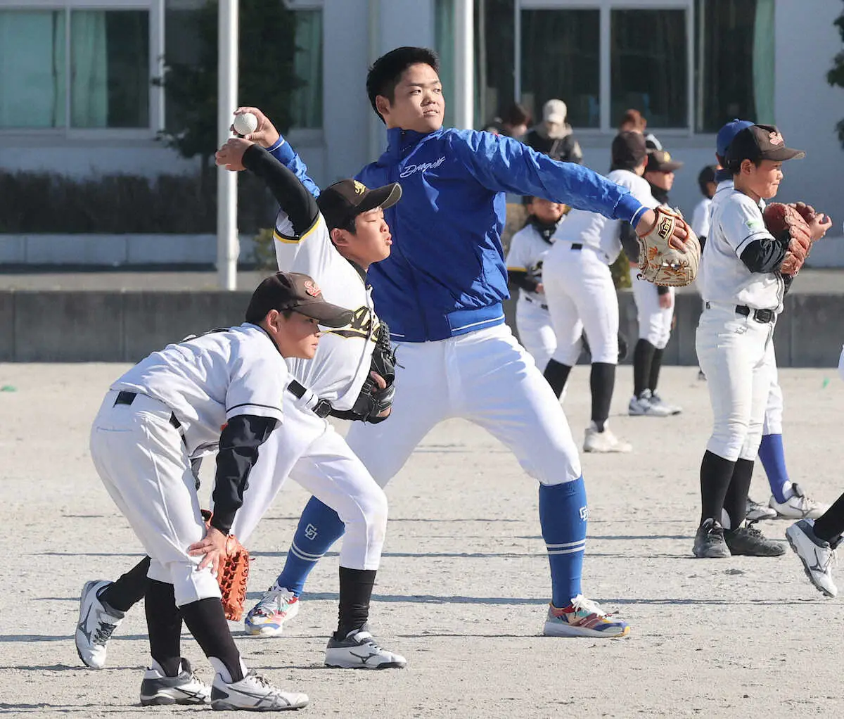 中日・根尾　来春C初日からブルペン投球へ